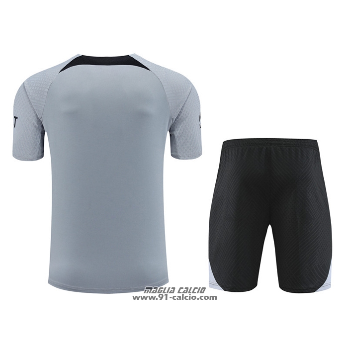 Tuta da Track
 Paris Saint-Germain Jordan Manica Corta
 2022-2023 Grigio
 - Pantaloncini
